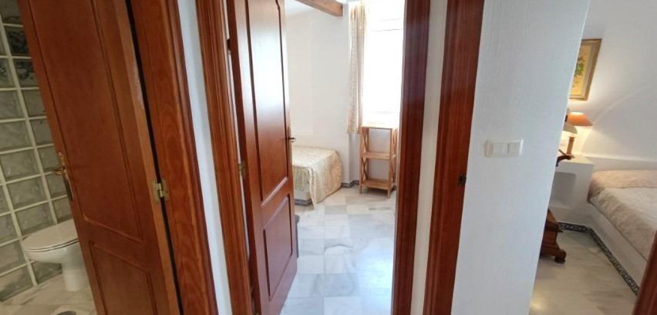 Venta - Apartamento / piso -
Torrevieja - Los Frutales