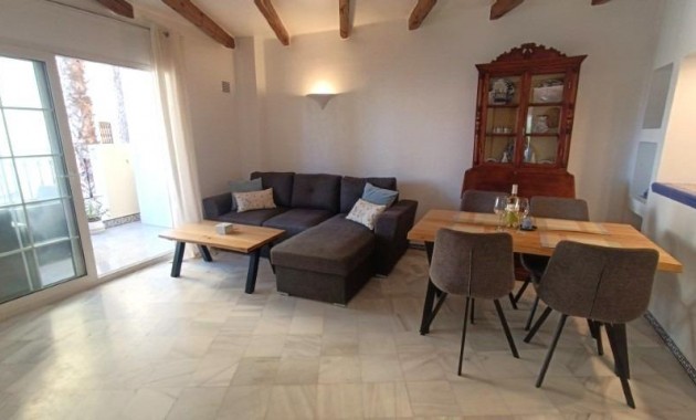 Venta - Apartamento / piso -
Torrevieja - Los Frutales