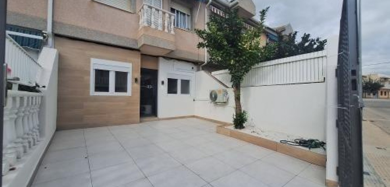 Venta - Bungalow -
San Javier