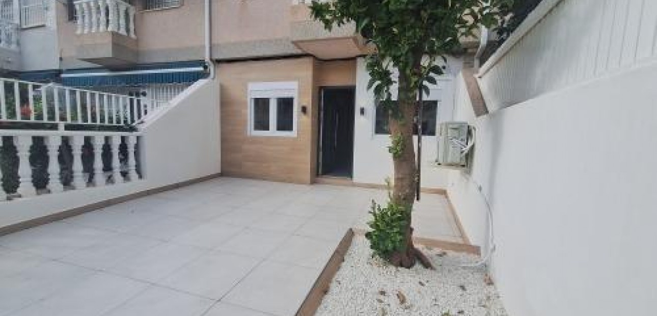 Venta - Bungalow -
San Javier