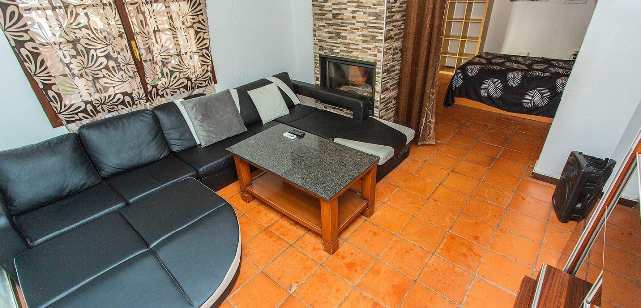 Venta - Apartamento / piso -
Torrevieja - Los Frutales