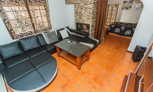 Venta - Apartamento / piso -
Torrevieja - Los Frutales