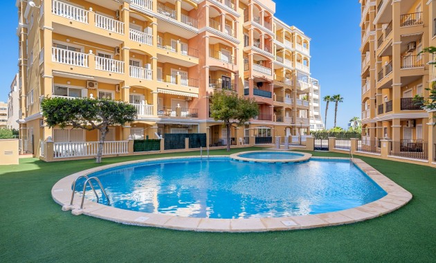 Venta - Apartamento / piso -
La Mata - Playa