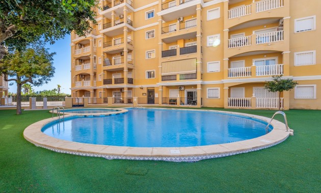 Venta - Apartamento / piso -
La Mata - Playa