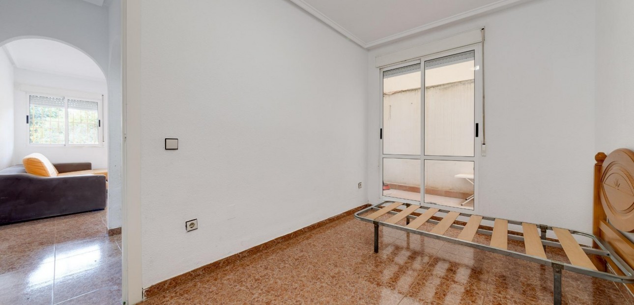 Venta - Apartamento / piso -
Torrevieja - Centro