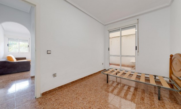 Venta - Apartamento / piso -
Torrevieja - Centro