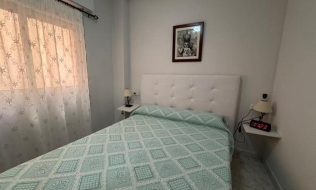 Venta - Apartamento / piso -
Torrevieja - Playa del cura