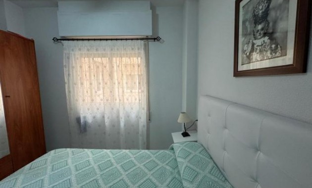 Venta - Apartamento / piso -
Torrevieja - Playa del cura