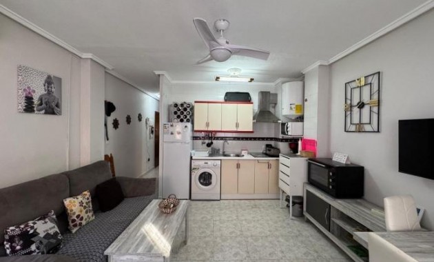 Venta - Apartamento / piso -
Torrevieja - Playa del cura