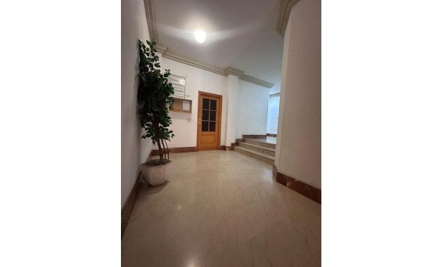 Sale - Apartment / flat -
Torrevieja - torrevieja