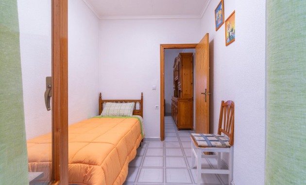 Venta - Apartamento / piso -
Torrevieja - Playa del cura