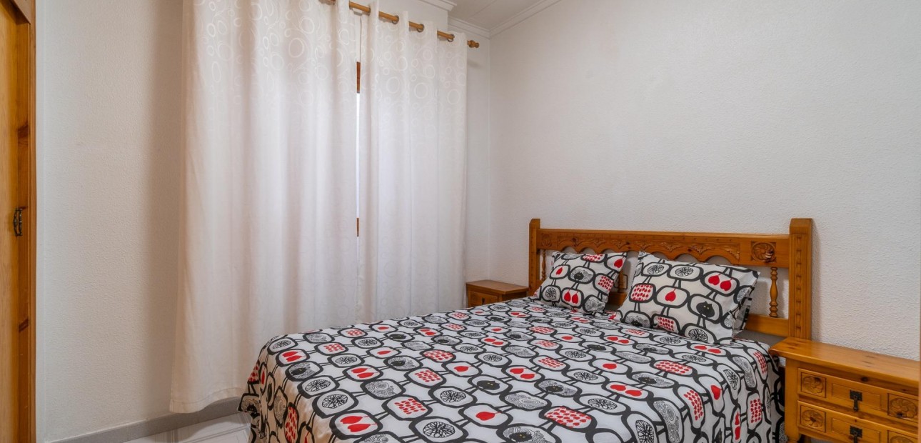 Venta - Apartamento / piso -
Torrevieja - Playa del cura