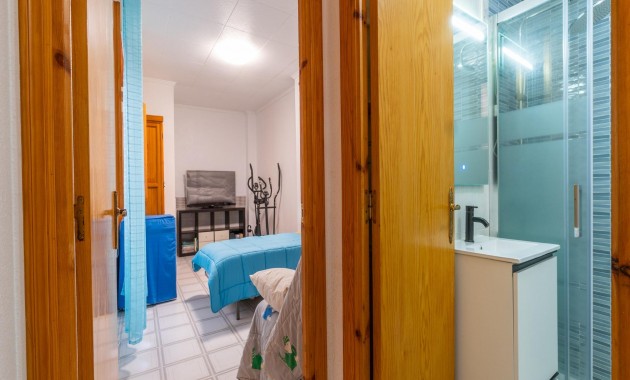 Venta - Apartamento / piso -
Torrevieja - Playa del cura