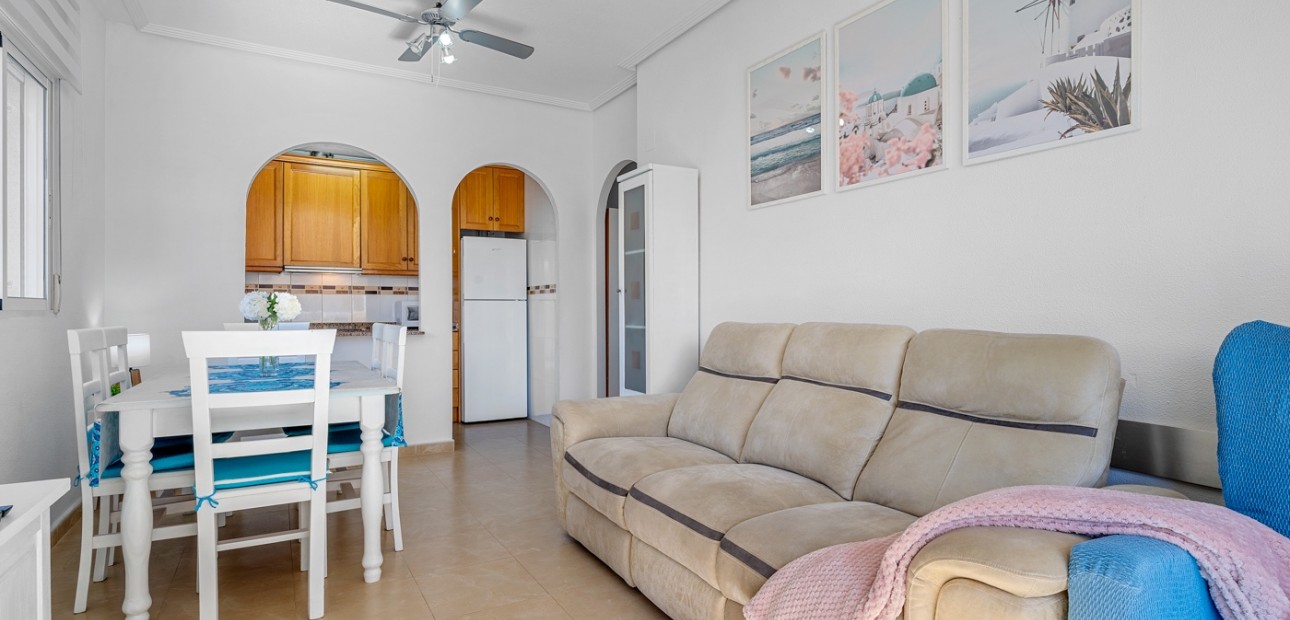 Venta - Apartamento / piso -
La Mata - Playa