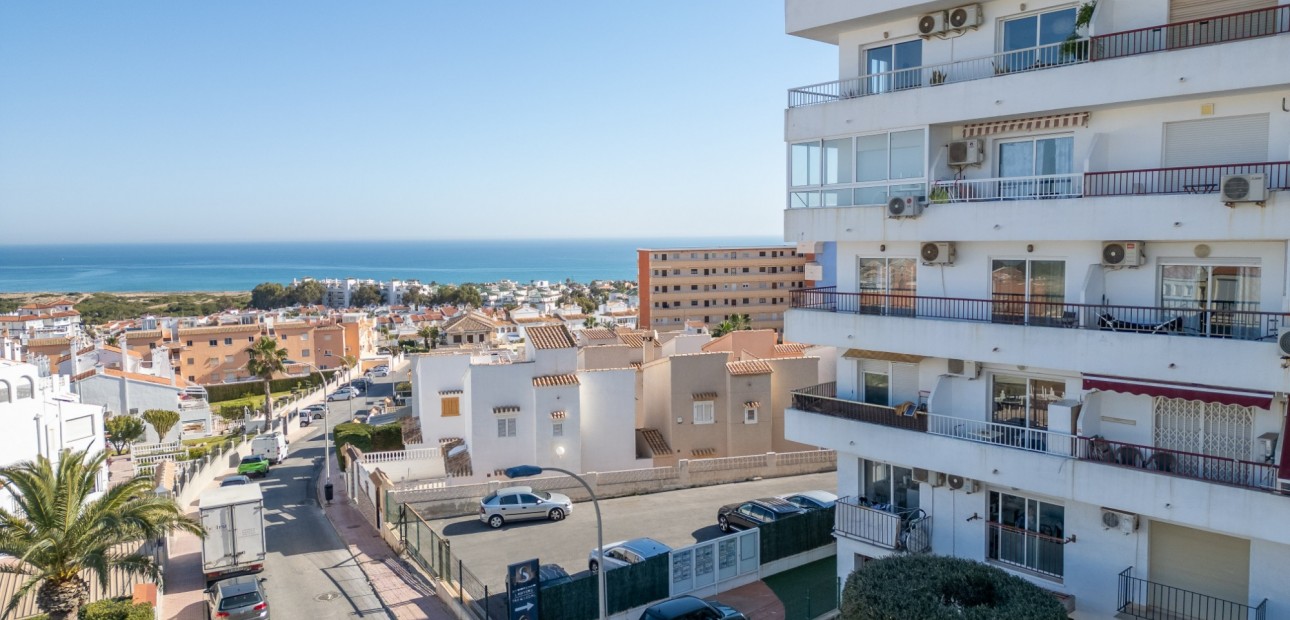 Venta - Apartamento / piso -
Torrevieja - La Mata