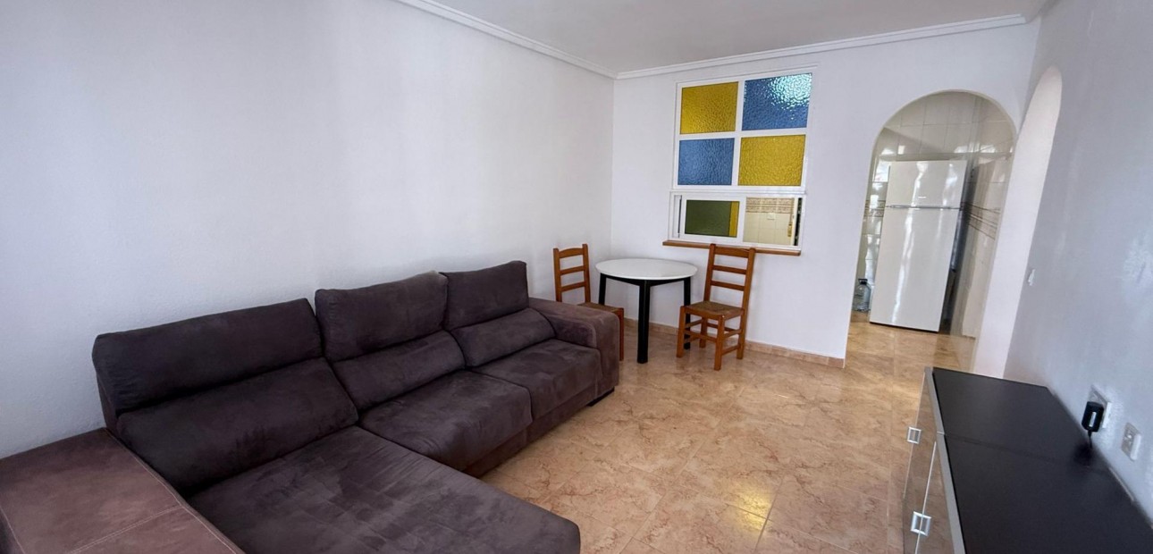 Venta - Terraced house -
Torrevieja - Torretas