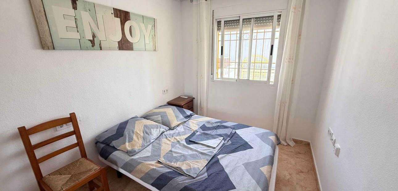 Venta - Terraced house -
Torrevieja - Torretas