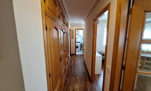 Herverkoop - Appartement / flat -
Torrevieja - torrevieja