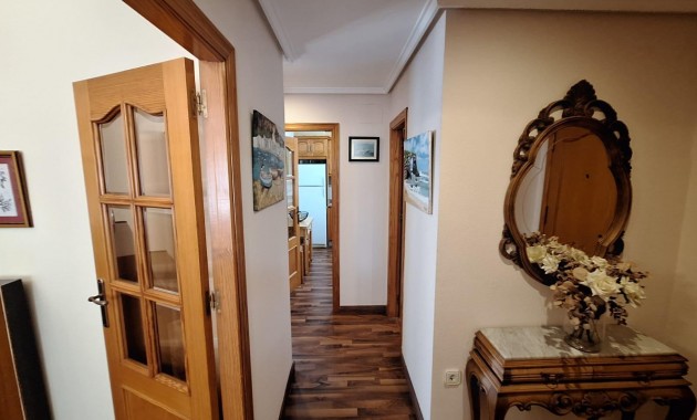 Herverkoop - Appartement / flat -
Torrevieja - torrevieja