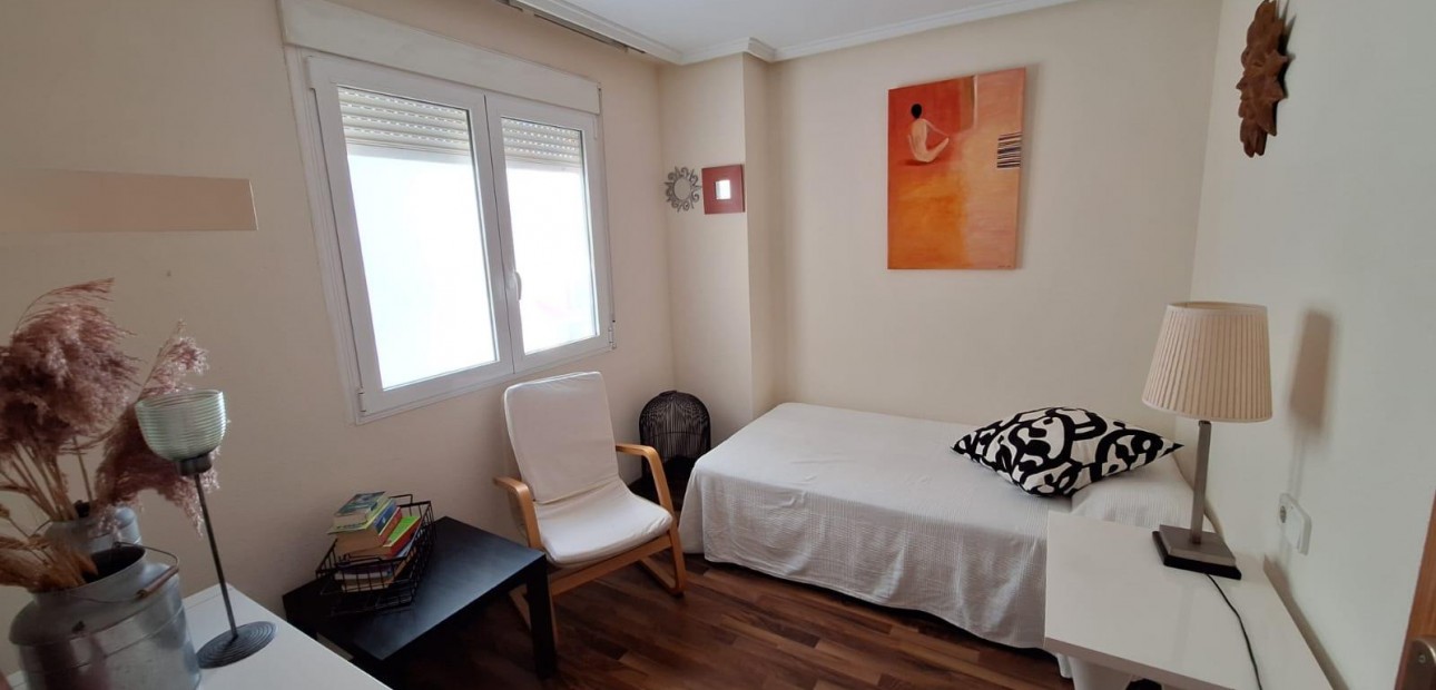 Herverkoop - Appartement / flat -
Torrevieja - torrevieja