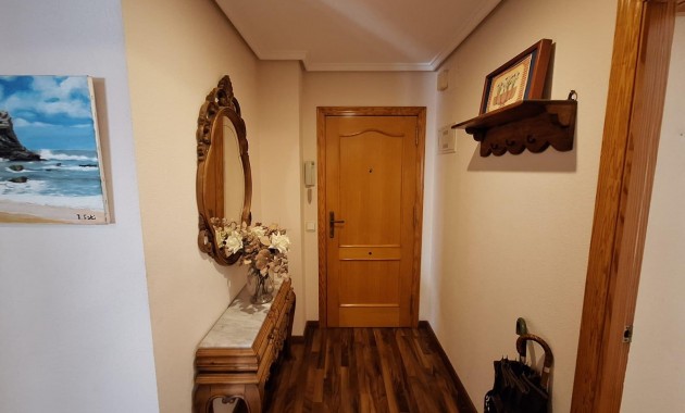 Herverkoop - Appartement / flat -
Torrevieja - torrevieja