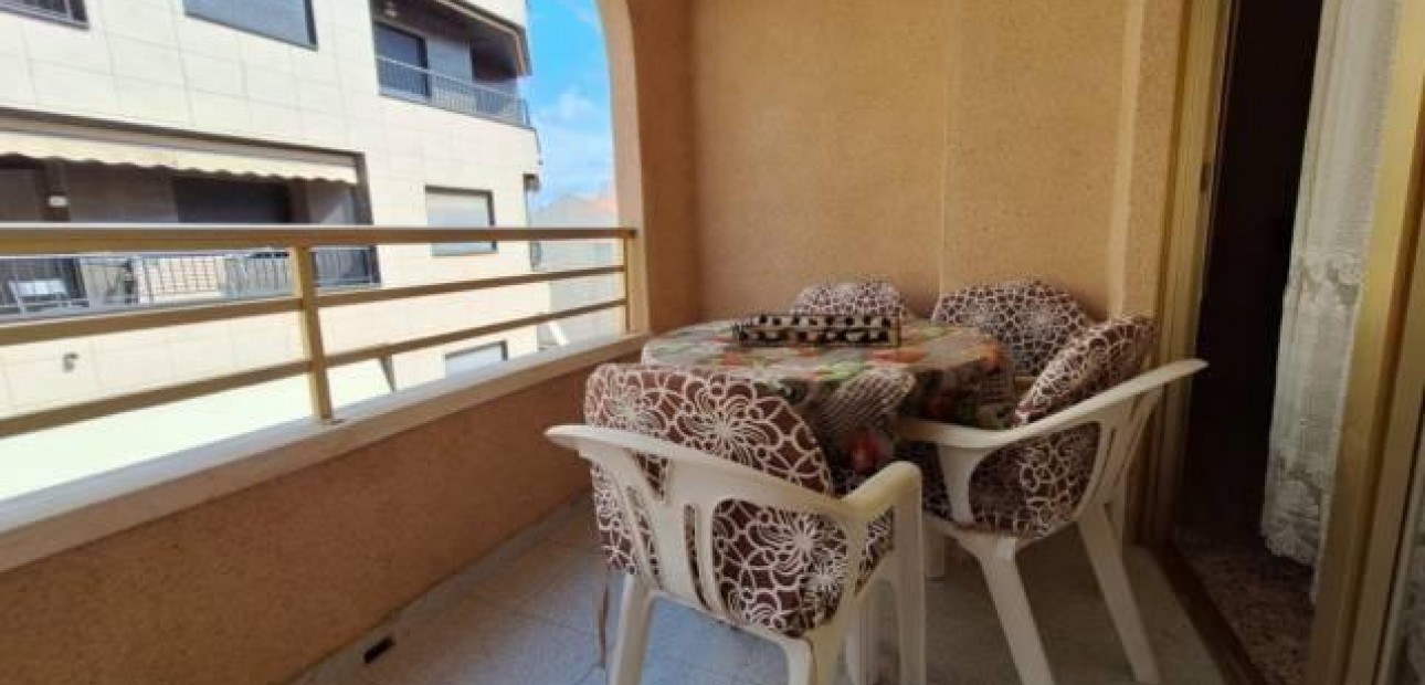 Venta - Apartamento / piso -
Torrevieja - La Mata pueblo