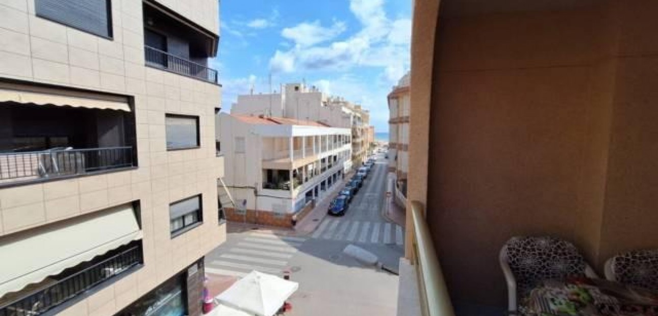 Venta - Apartamento / piso -
Torrevieja - La Mata pueblo