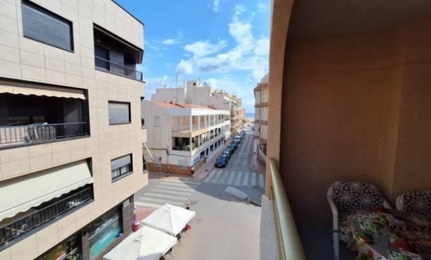 Venta - Apartamento / piso -
Torrevieja - La Mata pueblo