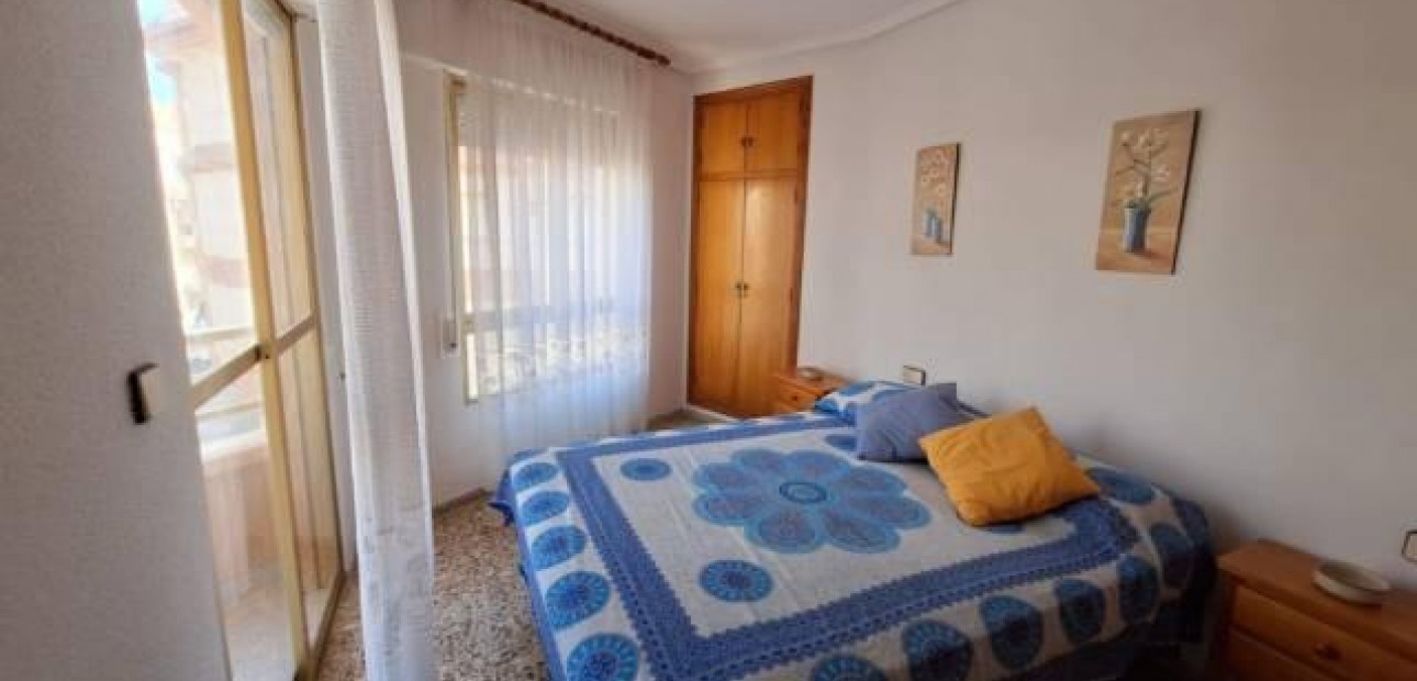 Venta - Apartamento / piso -
Torrevieja - La Mata pueblo