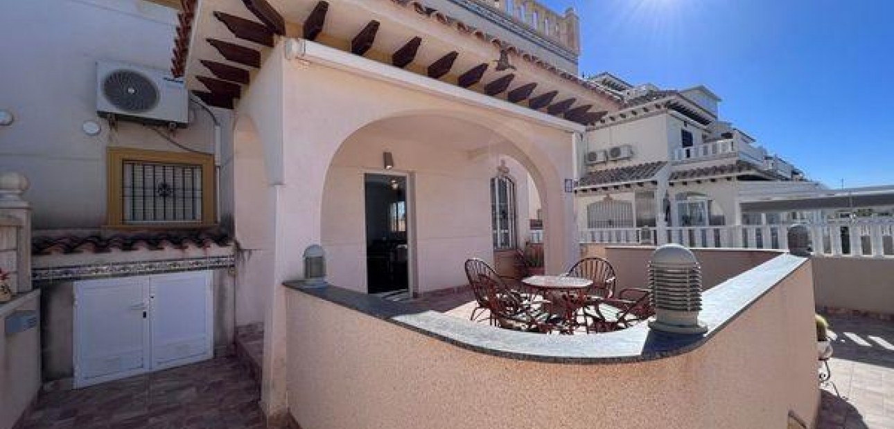 Venta - Villa -
Orihuela Costa - Lomas de Cabo Roig