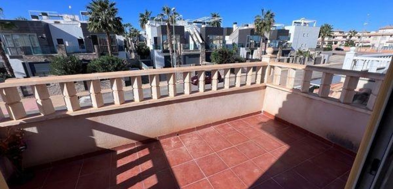 Venta - Villa -
Orihuela Costa - Lomas de Cabo Roig