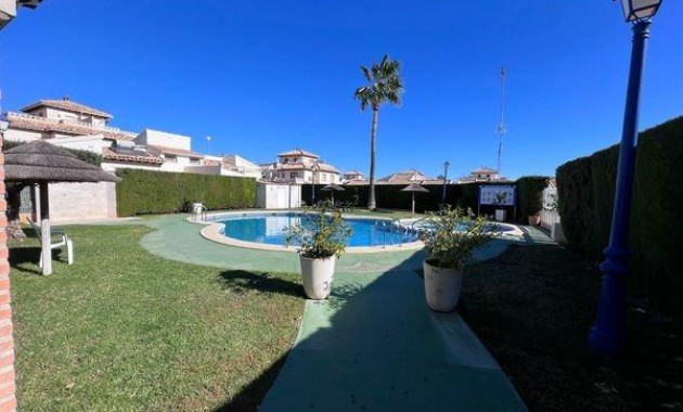 Venta - Villa -
Orihuela Costa - Lomas de Cabo Roig