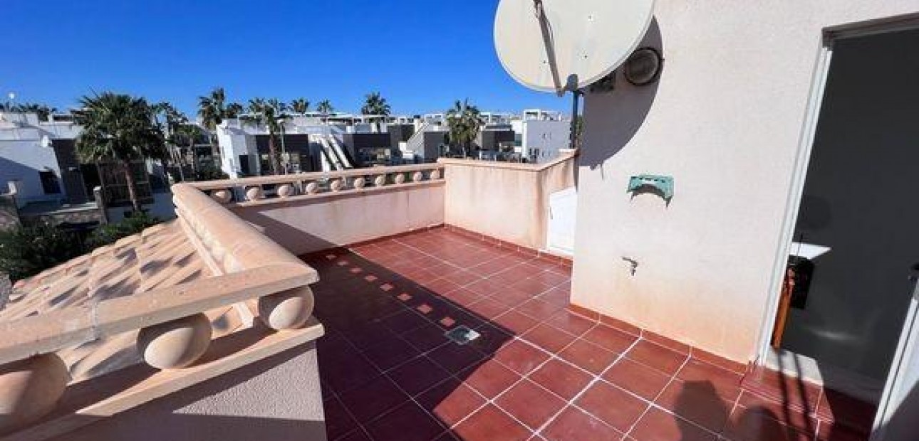 Venta - Villa -
Orihuela Costa - Lomas de Cabo Roig