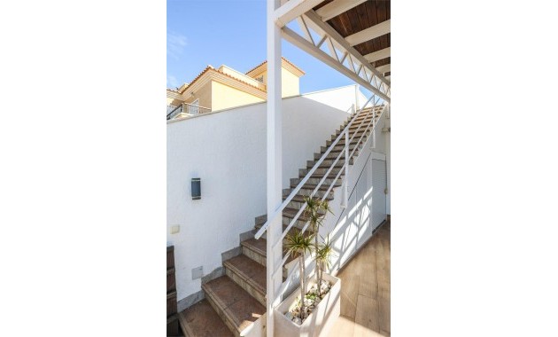 Sale - Villa -
Pilar de la Horadada - Torre de la Horadada