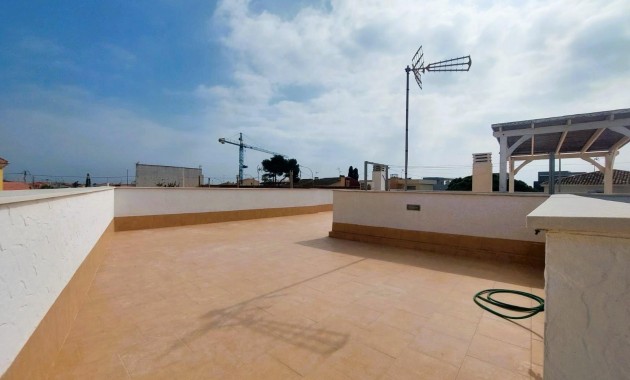 Sale - Villa -
Pilar de la Horadada - Torre de la Horadada