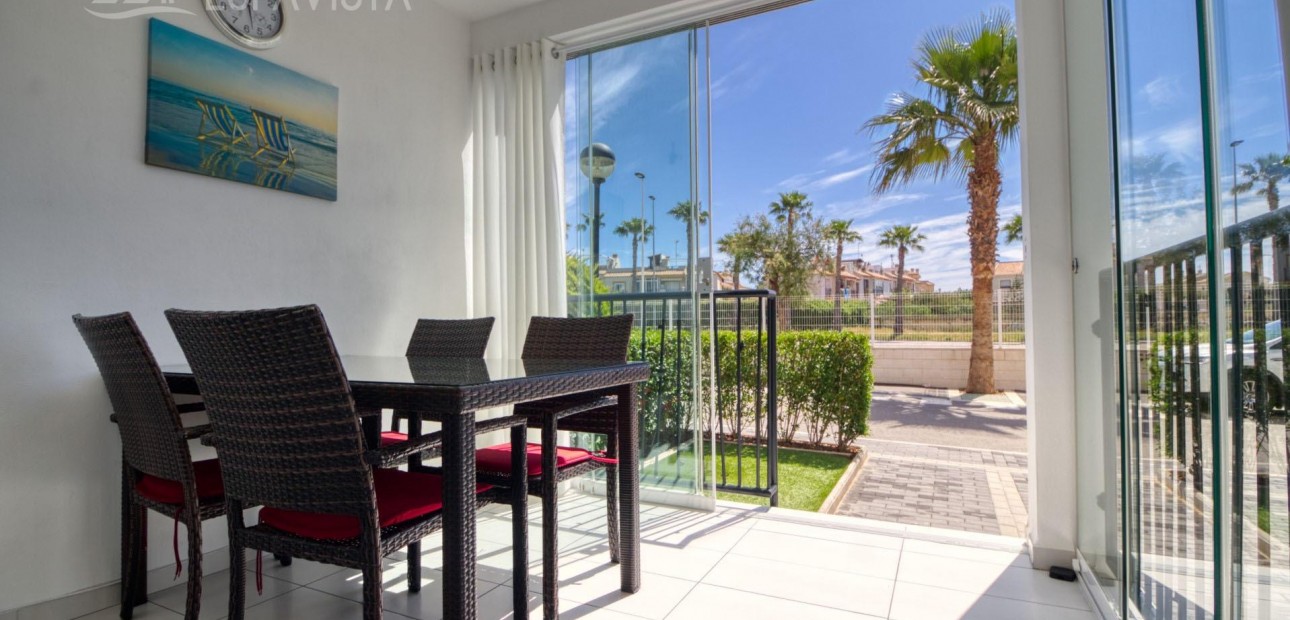 Venta - Bungalow -
Torrevieja - Cabo cervera