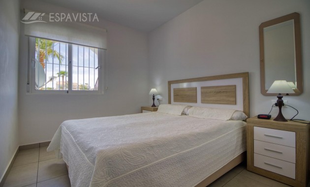 Venta - Bungalow -
Torrevieja - Cabo cervera