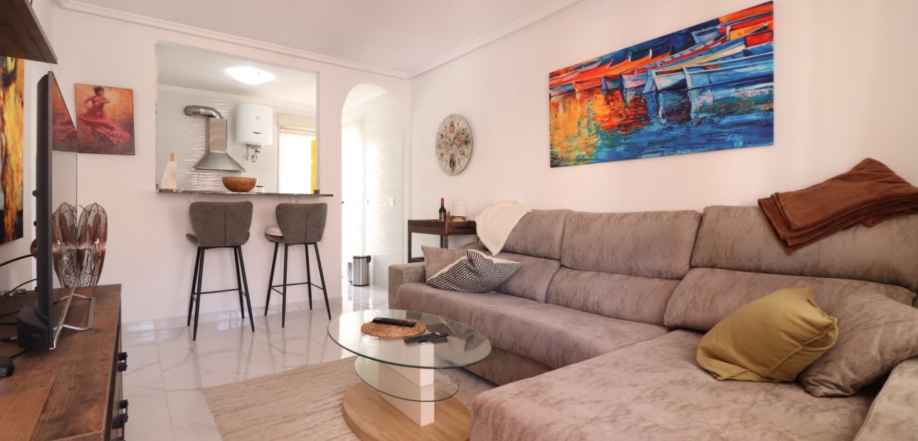 Venta - Apartamento / piso -
Torrevieja - Altos del Limonar