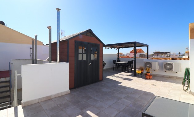 Venta - Apartamento / piso -
Torrevieja - Altos del Limonar