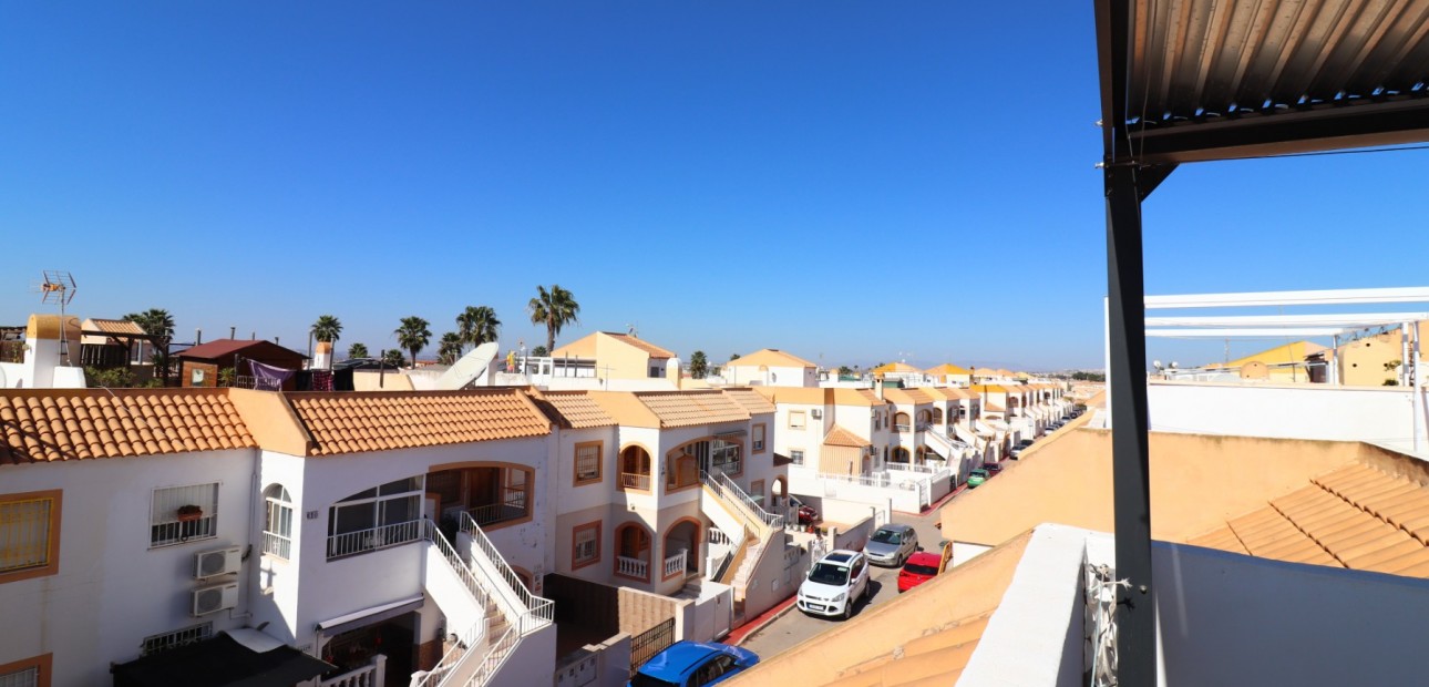 Venta - Apartamento / piso -
Torrevieja - Altos del Limonar