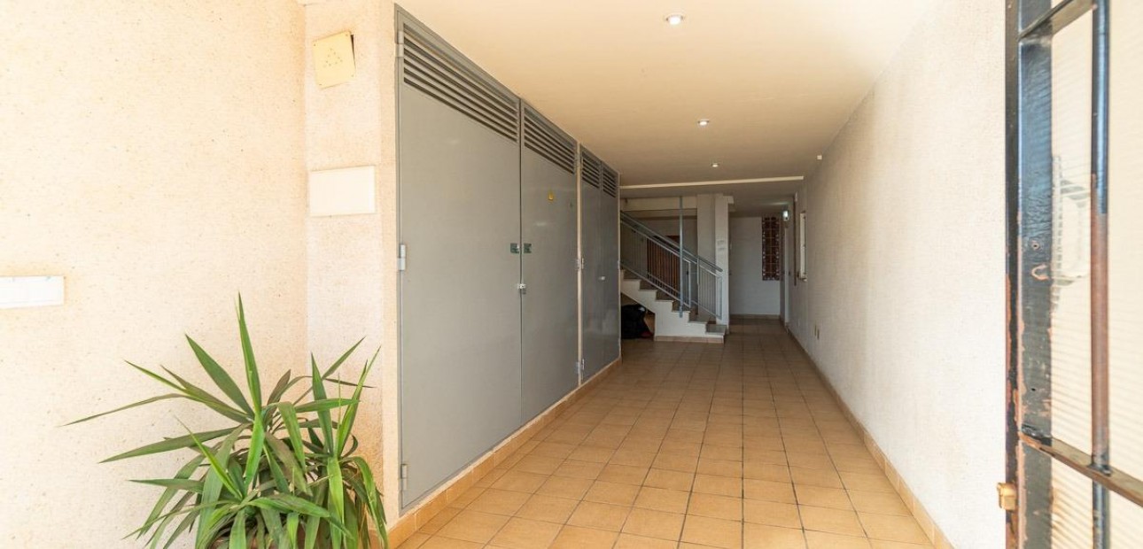 Venta - Flat -
Orihuela Costa - Playa Flamenca