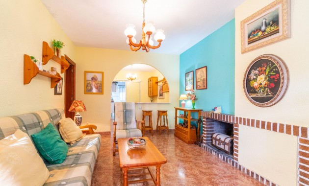 Herverkoop - Villa -
Torrevieja - Los balcones