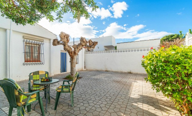 Herverkoop - Villa -
Torrevieja - Los balcones