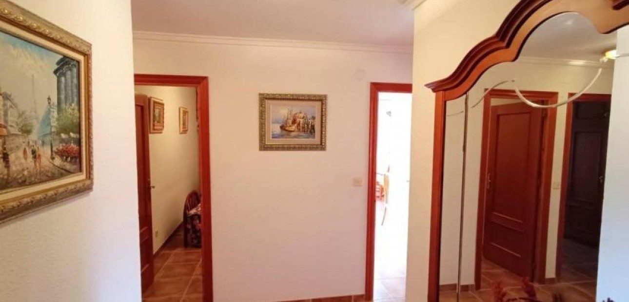 Herverkoop - Appartement / flat -
Torrevieja - Acequion