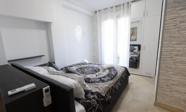 Sale - Apartment / flat -
Torrevieja - Acequion