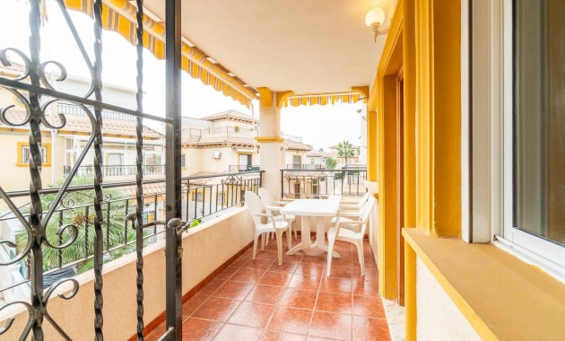 Sale - Apartment / flat -
Orihuela Costa - Punta Prima