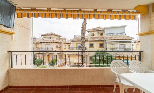 Sale - Apartment / flat -
Orihuela Costa - Punta Prima