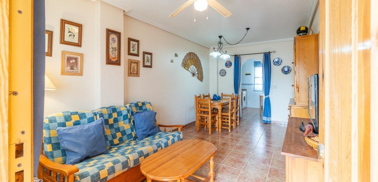 Sale - Apartment / flat -
Orihuela Costa - Punta Prima