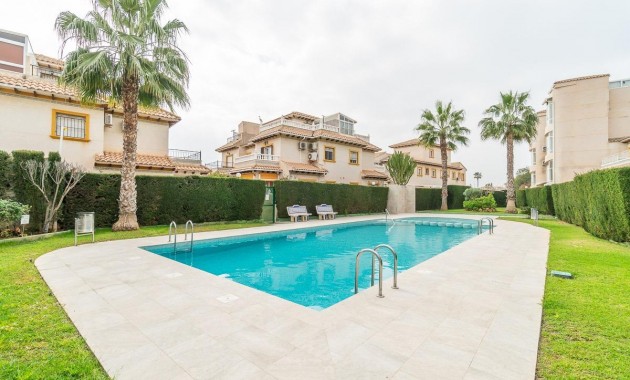 Sale - Apartment / flat -
Orihuela Costa - Punta Prima