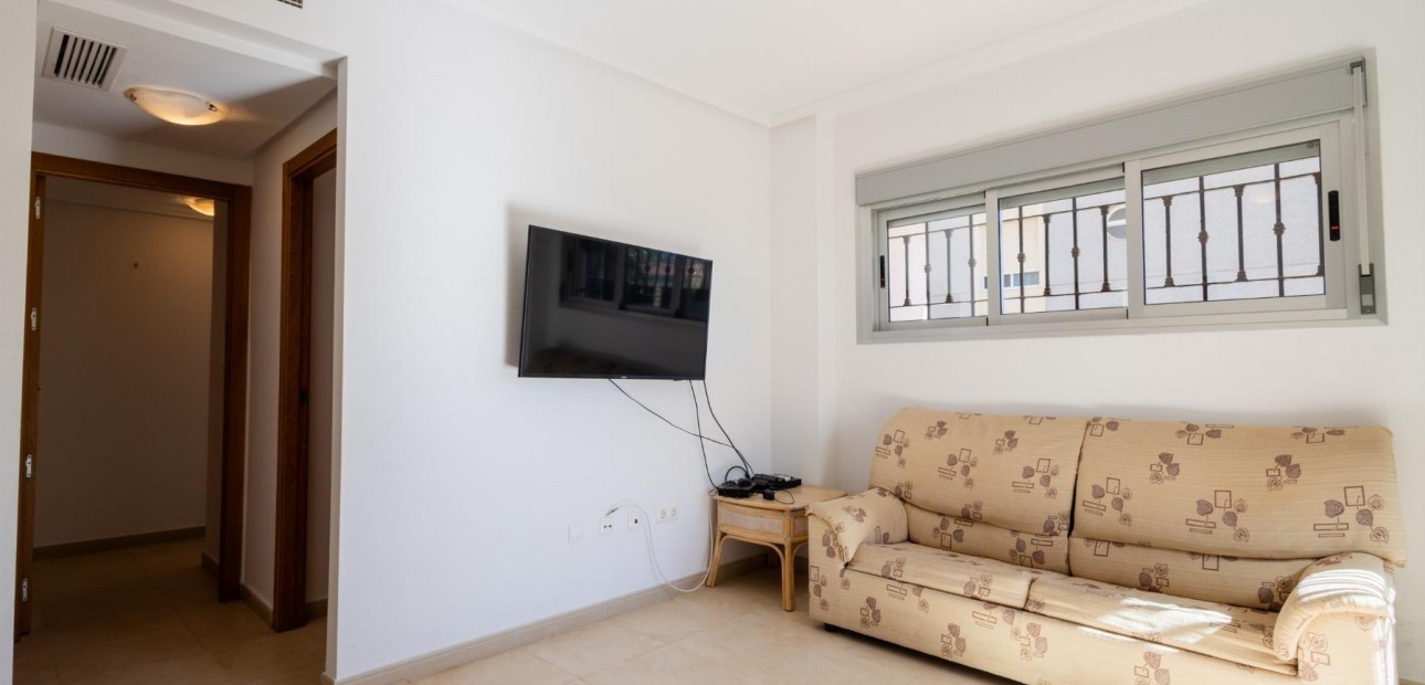 Herverkoop - Appartement / flat -
Torrevieja - Punta prima